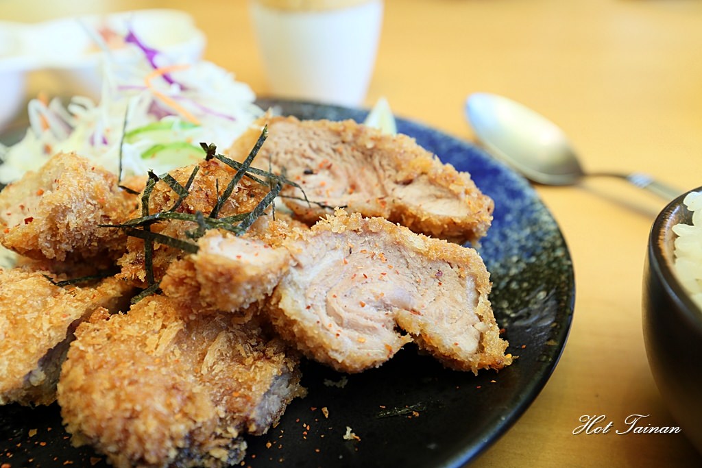 【台南美食】熟成鹽麴腰內肉超好吃，永康區必吃日式洋食堂：逸職人
