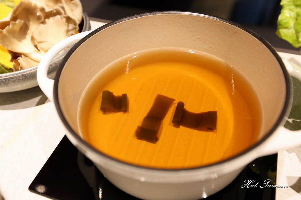 【台南美食】藝廊般的質感火鍋店！精燉湯頭，細挑食材的鮮味：有你真好火鍋沙龍