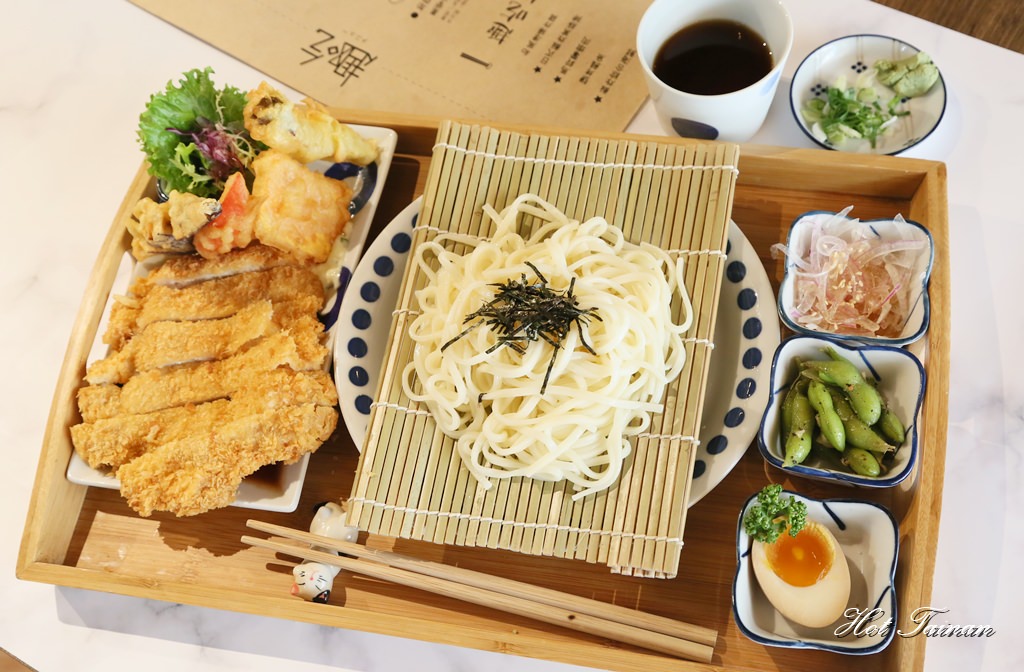 【台南美食】藍晒圖園區內的日式風格文青店，讓吃美食也能充滿了趣味：趣活藍晒圖