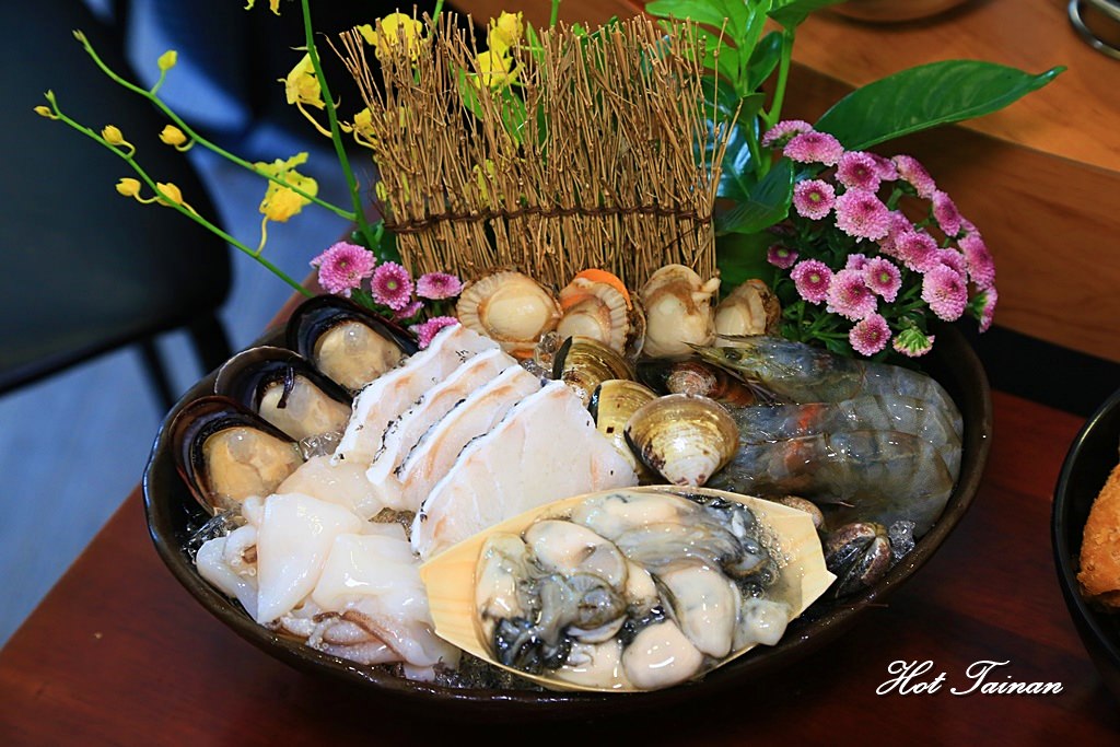 【台南美食】在地台南人的私藏口袋名單，夏日開胃鍋物首選：延齡堂-酸菜老爺的店