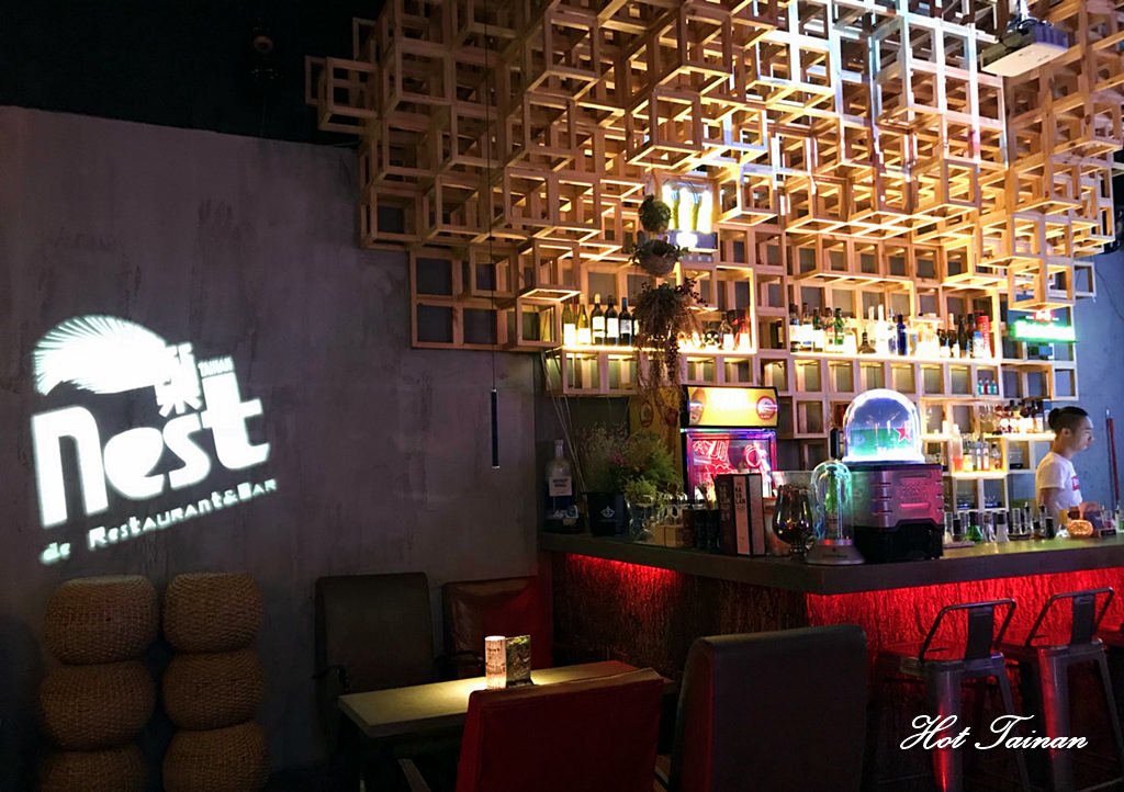 【台南美食】泰式風格餐酒館！品酒品美食的好去處，道地泰式料理一試成主顧：nest餐廳酒吧
