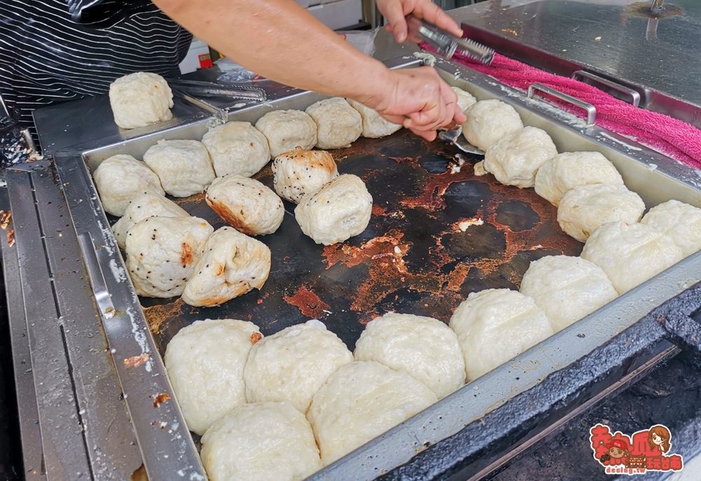 【台南美食】吃到厭世的大份量鮮肉包，永康在地人很懂吃：蔡家港式鮮肉包