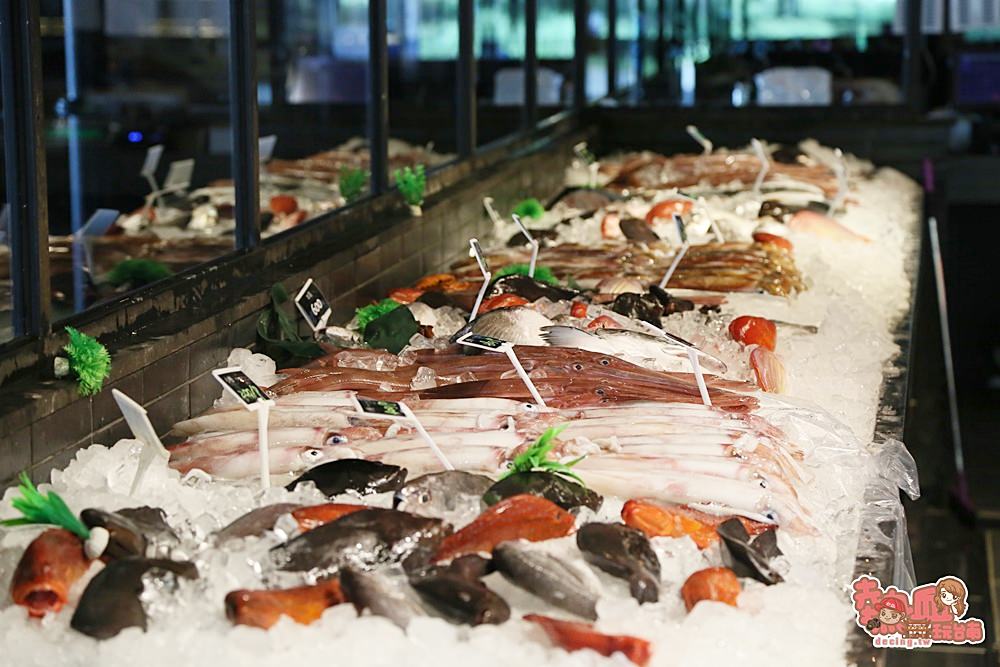 【台南美食】到底是逛魚市場還是吃海產！安平港直送的鮮味，節日慶生約會首選：丸珍水產