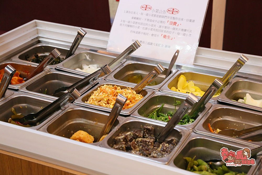 【台南美食】台南最佛心的韓式料理，韓式小菜任你吃到飽：韓朝韓式料理