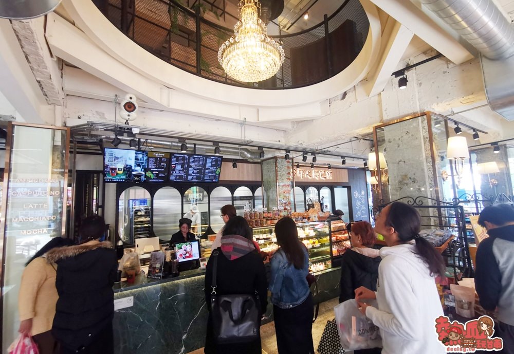 【台南咖啡廳】寶美樓外貌重現，多那之咖啡打造台南最美咖啡廳