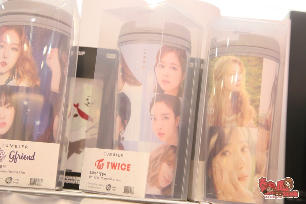 台南竟然有這種專門店，韓國偶像團體商品專賣，要買正版就來這：安妞哈se 唷！韓流館