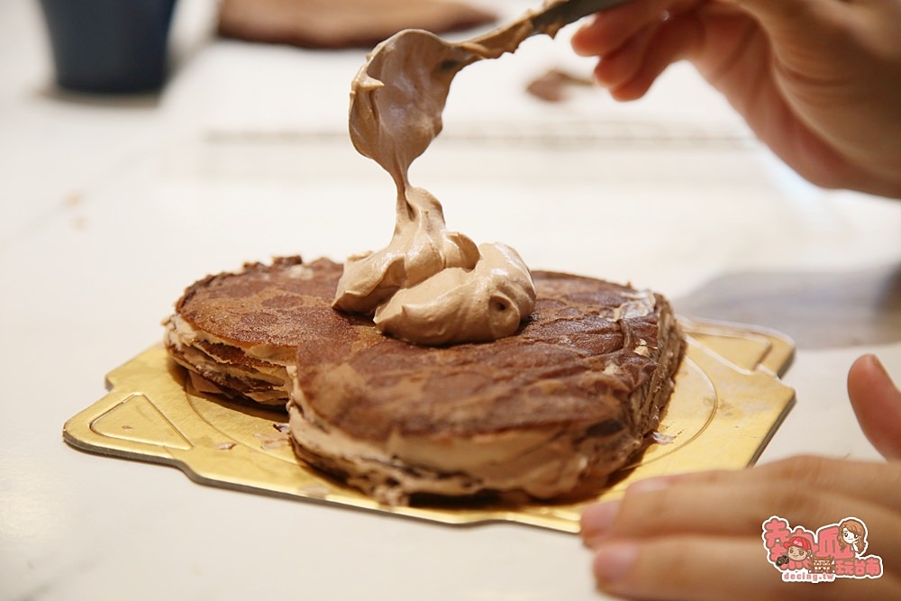 【台南美食】自己的千層蛋糕自己做，台南高質感DIY甜點這裡通通有：愛焙克烘焙DIY