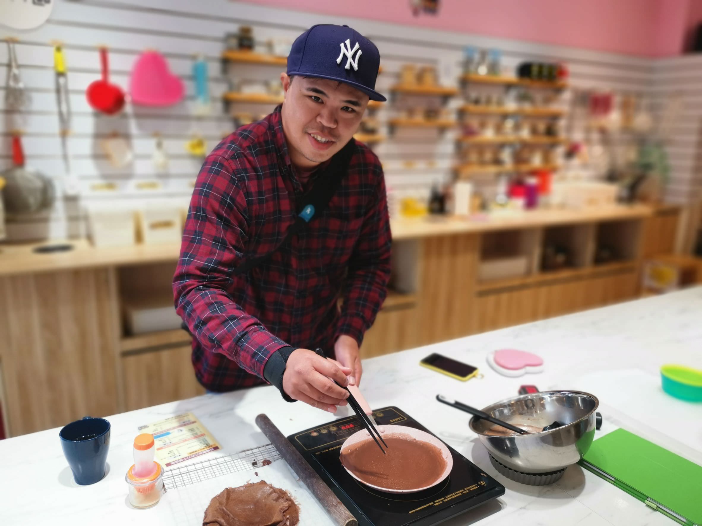 【台南美食】自己的千層蛋糕自己做，台南高質感DIY甜點這裡通通有：愛焙克烘焙DIY