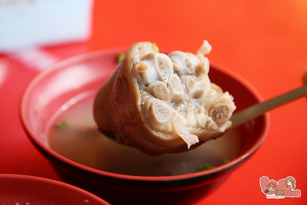 【台南美食】百年老店秘藏的古早味，台南才有的獨家滋味：百年老店大腸粥