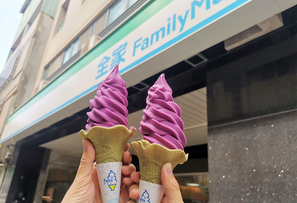 【超商美食】全家便利商店推出仙人掌霜淇淋，夏日夢幻冰品上陣搶市啦！
