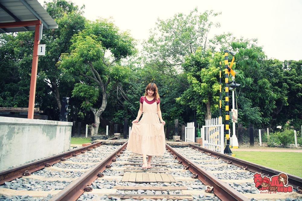 【台南景點】牛稠子車站！等無火車的火車站，台南婚紗外拍景點，漫遊鐵支路的幸福~