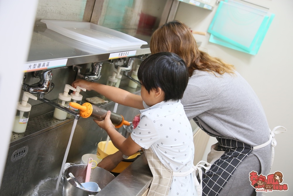 【台南美食】台南DIY烘焙教室！孩子們的甜蜜糖果屋，當天壽星可免費手作生日蛋糕：Day By Day甘單作