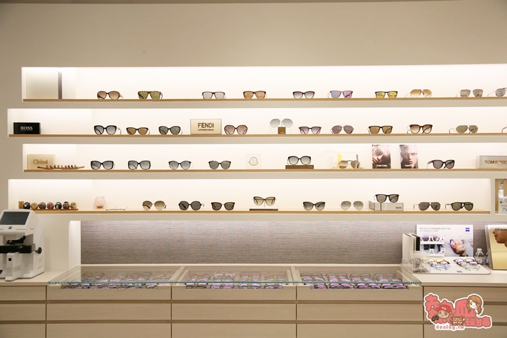 【台南眼鏡行】台南最完善的「蔡司全套驗光中心」，google評價5星等級的人氣眼鏡行：明格眼鏡