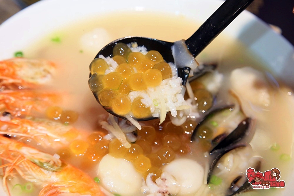 【台南美食】台南獨賣珍珠海鮮粥！紅到日本的飲料這裡喝得到：御私藏