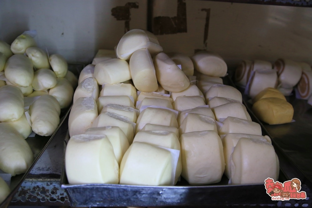【台南美食】隱藏在小徑旁的鮮乳包子工作坊，柳營在地超人氣美食伴手禮：玉梅鮮乳包子