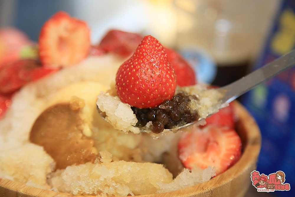【台南冰店】草莓布丁粉圓冰吃起來！台南最扯的麵茶八寶冰，就讓畫面創意衝擊你的味蕾想像：尚禾黑糖粉圓