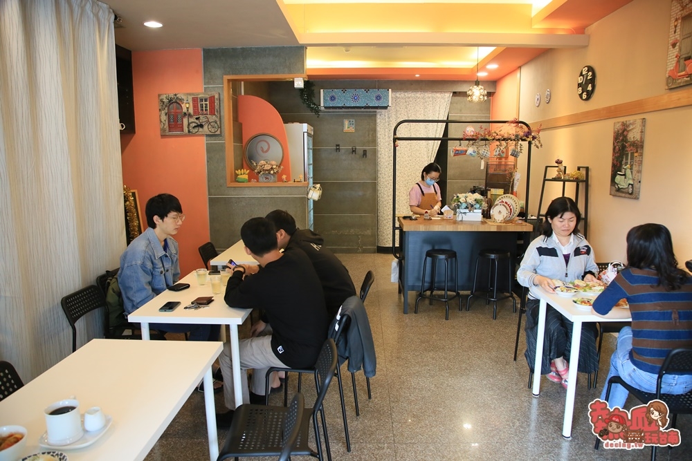 【台南美食】隱身在台南火車站後站的特色料理，提供全日早午餐、特色下午茶：聖皮耶小廚房
