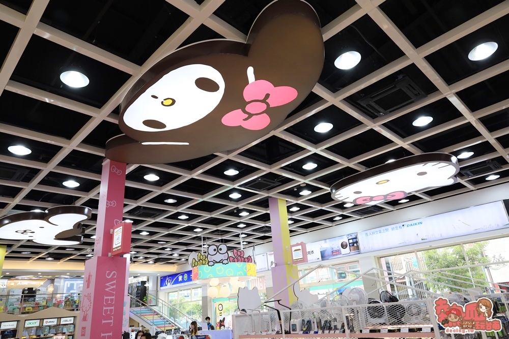 【台南賣場】全台第一家「全國電子三麗鷗門市」在台南！Hello Kitty、My Melody、布丁狗、大眼蛙通通集合啦~