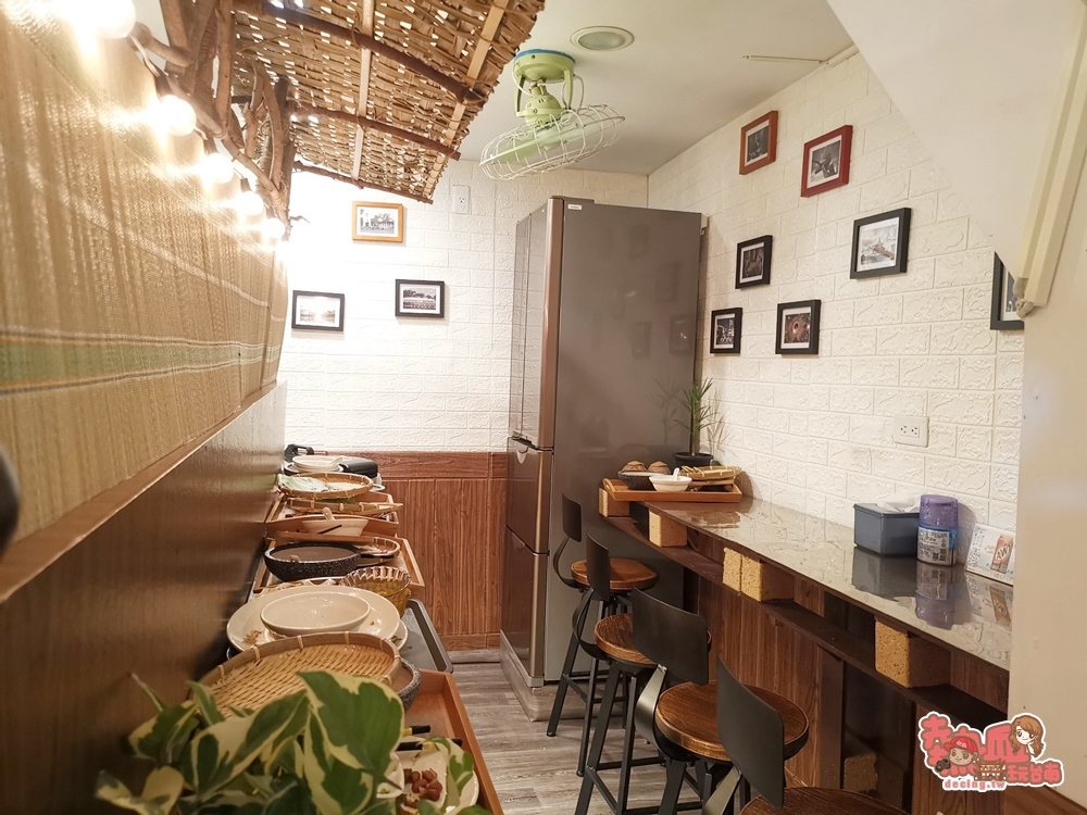 【台南美食】育樂街旁的南洋風情小店，藏著迷人的馬來西亞風味料理：大馬風味-古晉