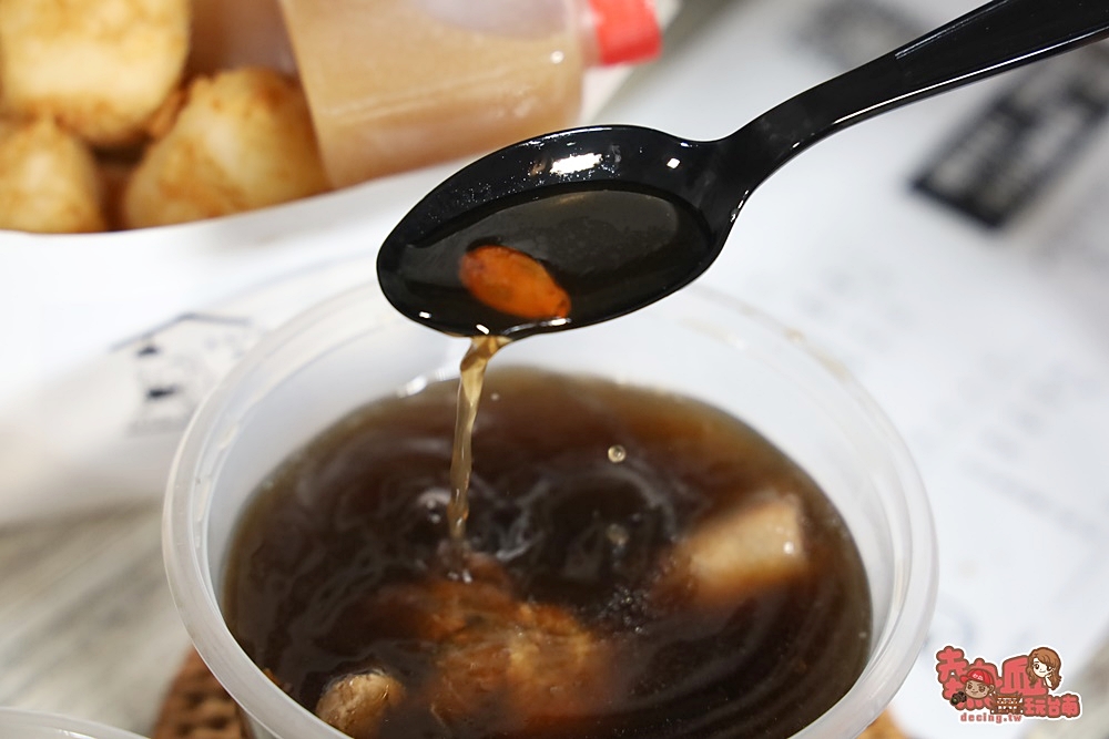 【台南美食】以特色湯品為主題的店家！現在購買還有鹹粿直接免費送：屋裏的湯