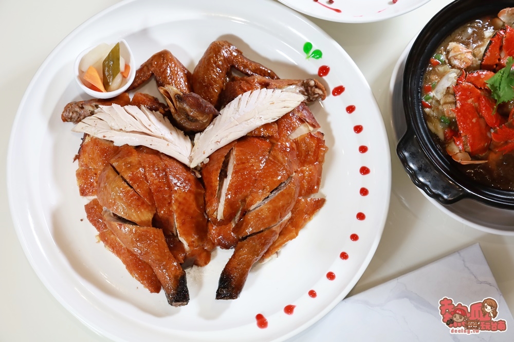 【台南美食】台南最浮誇的天使烤雞盤！藏身在網美風格的中式料理店：涵花庭