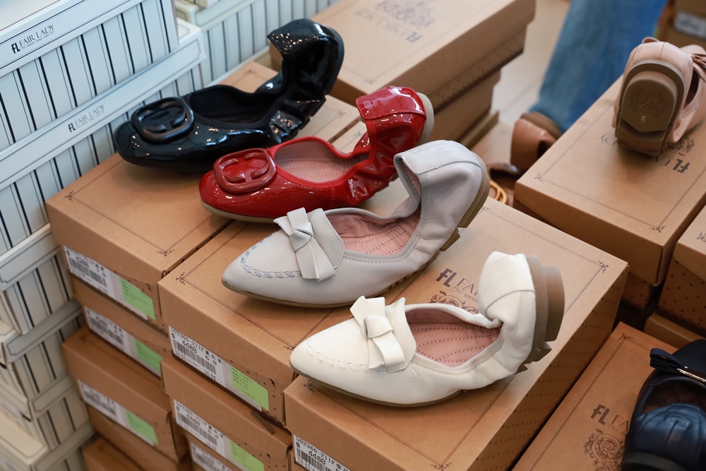 【台南特賣會】一年只有一檔的專櫃女鞋特賣！最低一折任你挑，每天都有新鞋上架：工業七路7號廠拍