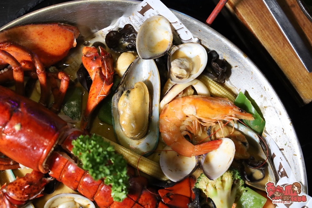 【台南美食】台南過生日就來這！波士頓龍蝦、SHOT摩天輪以及季節限定螃蟹免費送你吃：天馬星空餐酒館