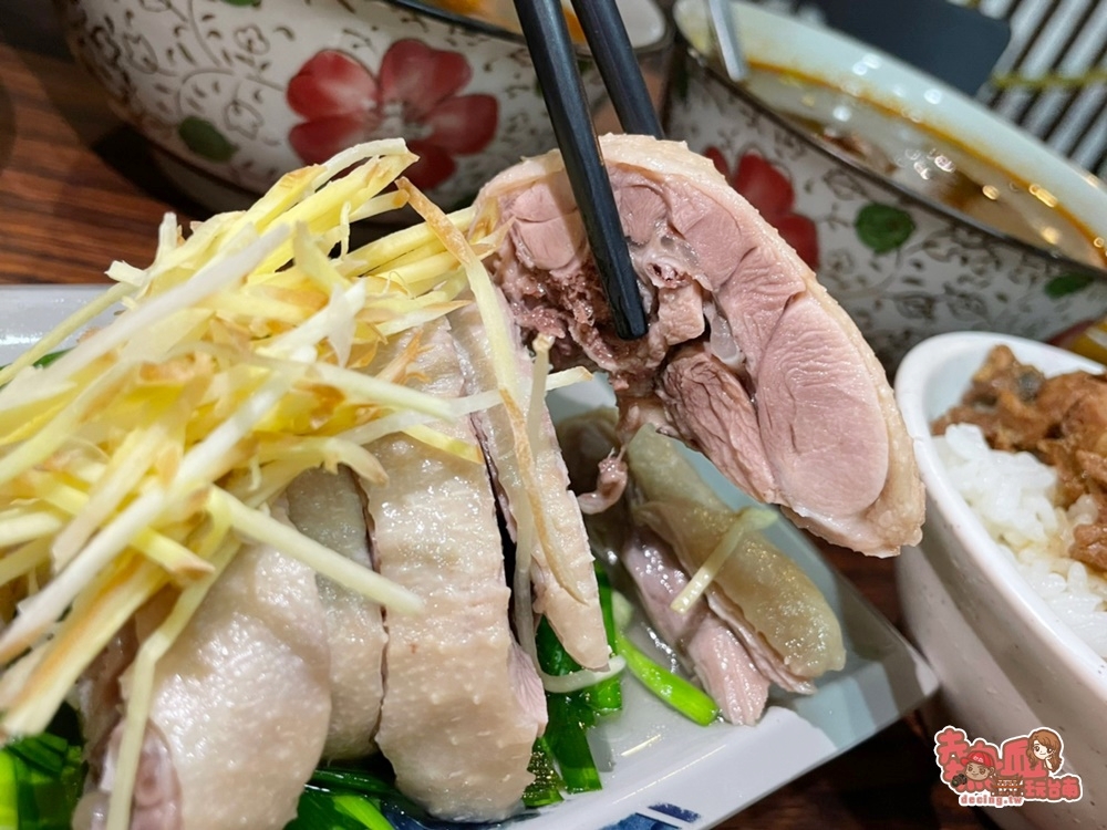 【台南美食】台南少見的麻辣風味鴨肉湯，鴨肉飯更是這間店的一絕必吃美食：崇善當歸鴨
