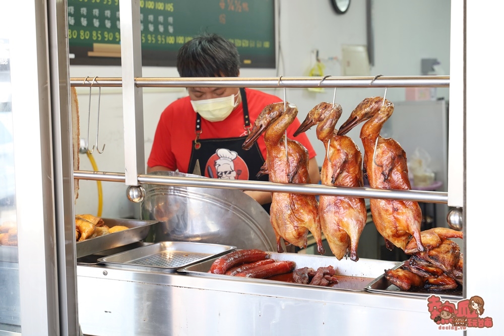 【台南便當】安南區道地港式燒臘店，香港廚師傳承的在地港味這裡就吃的到：老爹港式燒臘