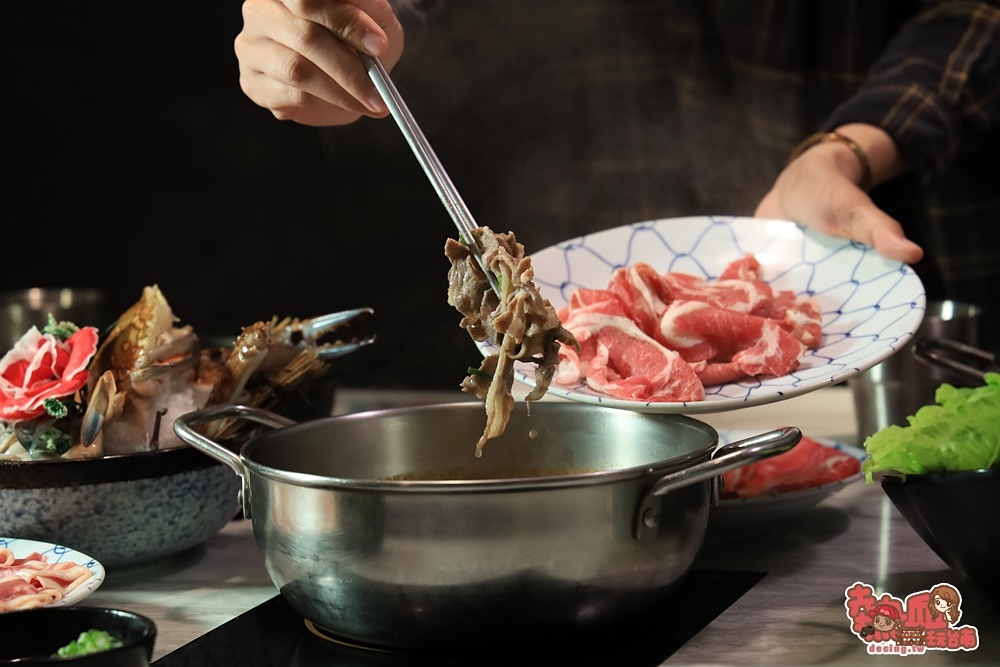 【台南火鍋】肉食控的最愛！火鍋菜盤換肉還幫你升級不加價，近2000則高評價：養鍋 Yang Guo 石頭涮涮鍋