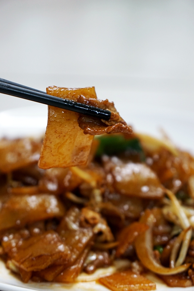 【台南美食】五星級美味的脆皮炸子雞！來台超過30年的香港廚師家鄉味：灣仔小棧