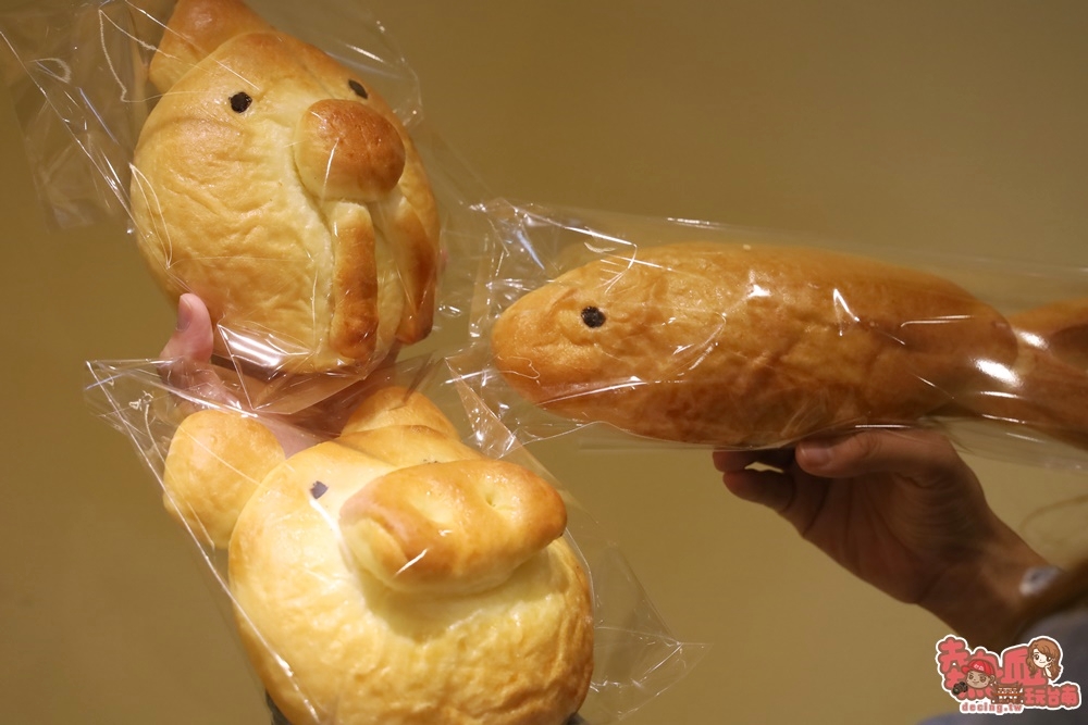 【台南麵包】元吉良食品商行！隱身在南區的低調人氣麵包店，波蘿烏龜麵包太可愛了~