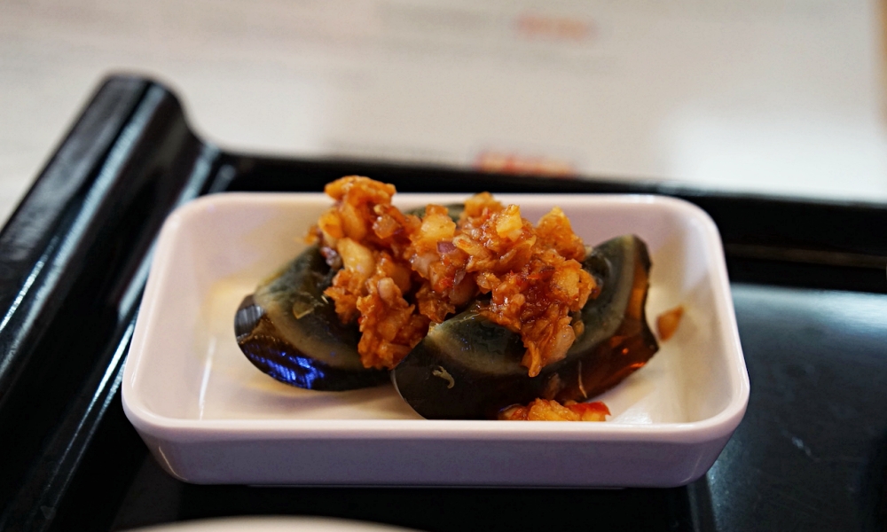【台南美食】羅望子泰式料理！泰國人開的泰式餐廳，台南少見的泰式生蝦這裡有~