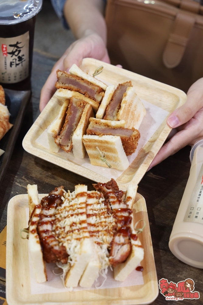 【台南美食】夯胖日式炭烤吐司！開到凌晨兩點的日式炭烤吐司，秒到日本就靠這味~