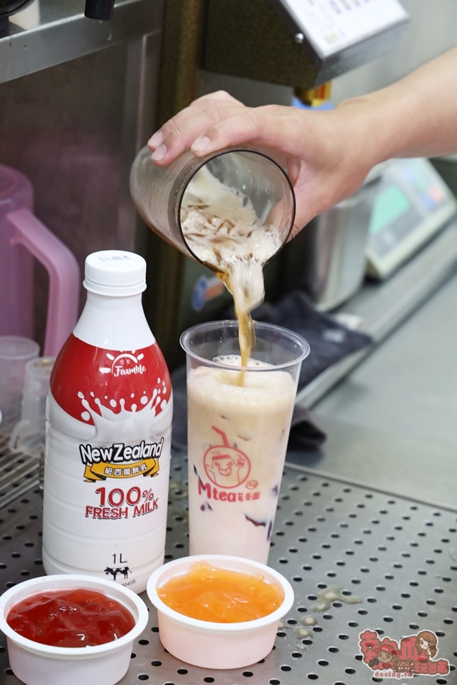 【台南飲料】MTEA茗茶園凍飲專賣店！堪稱台南茶飲界的LV，飲料裡面竟然加入膠原蛋白凍飲~