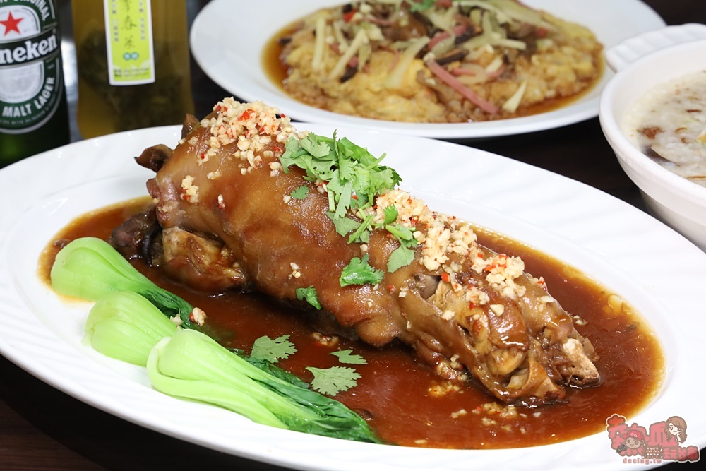 【台南美食】日鮮市集！台南少見的八寶豬蹄整根端上桌，上湯魚翅煲不點嘛~