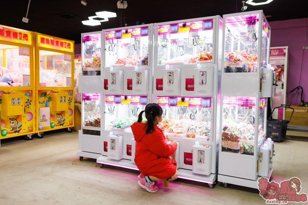 【台南娛樂】優品娃娃屋旗艦店！超過300台以上的娃娃機店，商品不重複好夾又好玩~