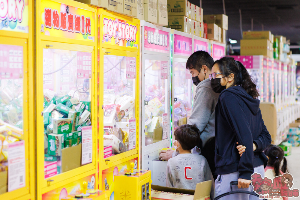 【台南娛樂】優品娃娃屋旗艦店！超過300台以上的娃娃機店，商品不重複好夾又好玩~