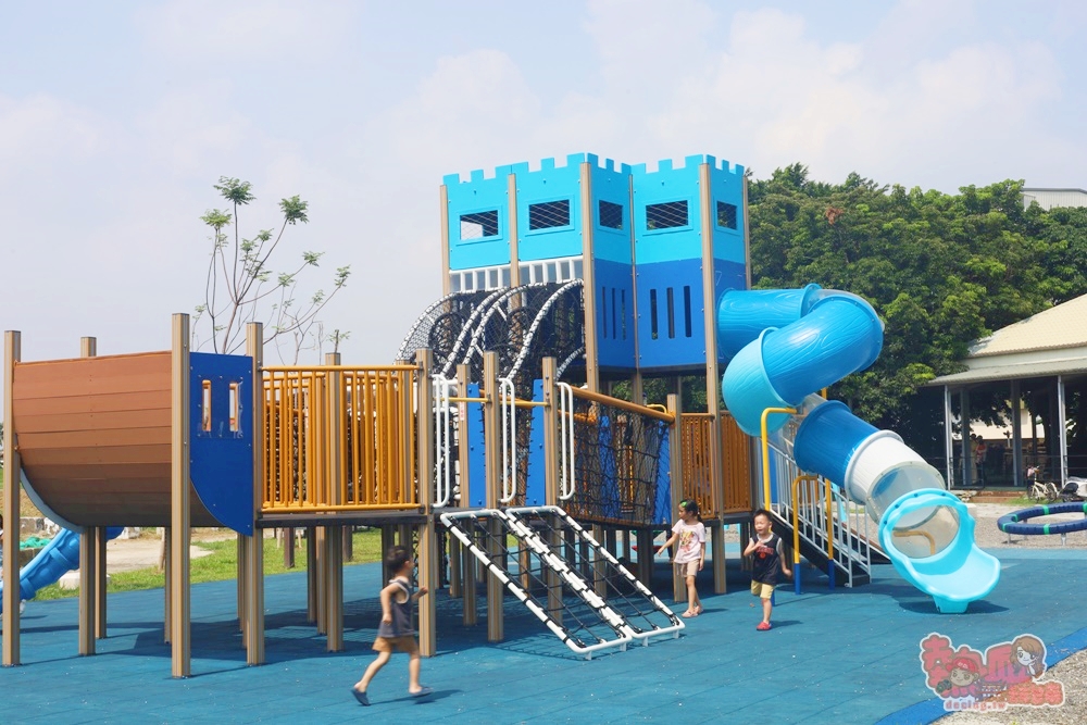 【台南親子】柳營特色公園！軍艦型態特色兒童遊戲區，一起邁向偉大的航道吧~
