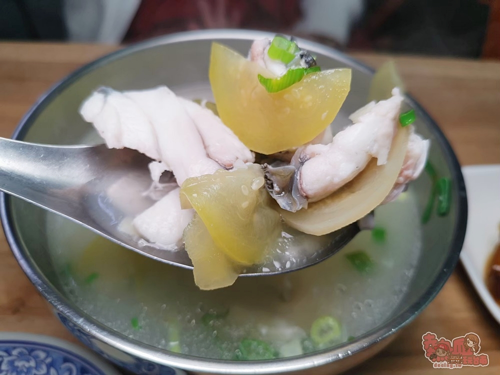 【台南美食】水仙宮三兄弟魚湯店！隱身在菜市場的魚湯店，漁獲當天現捕，早上六點就能吃到~