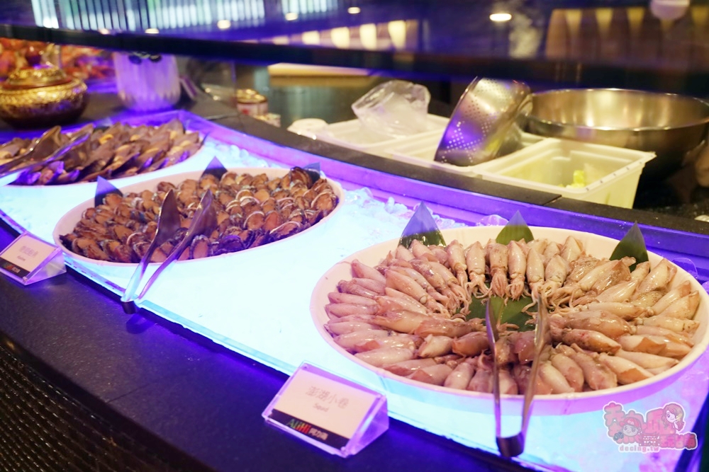 【台南吃到飽】阿力海百匯餐廳:台南最難訂的吃到飽,松葉蟹腳龍蝦湯大干貝一次吃到爽~