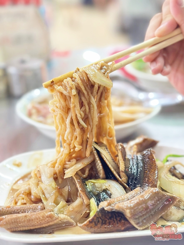 【台南美食】炒鱔魚專家:來吃的幾乎都在地人,台南好吃鱔魚意麵這家很推~