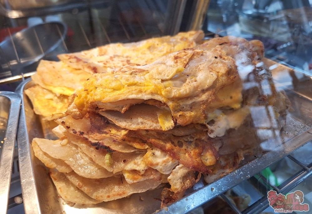 【台南美食】金門鍋貼蛋餅:新營超過40年早餐老店,招牌鍋貼皮Q酥脆,冷掉一樣超好吃~