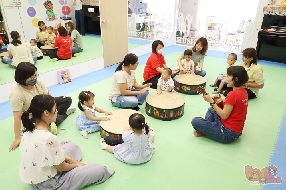 【台南親子】Music Together By Stella:台南少見嬰幼兒音樂律動課,0~8歲課程均有,還有限定親子農場夜光派對~