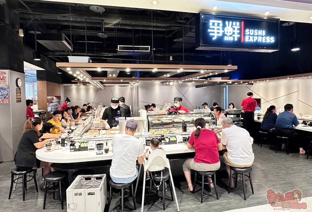 【台南家樂福】家樂福仁德店美食街,14家各國料理美食任你選~