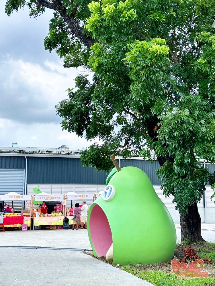 【台南景點】麻豆柚兒園:另類的柚子大型彩繪牆,必拍Q版大型柚子公仔