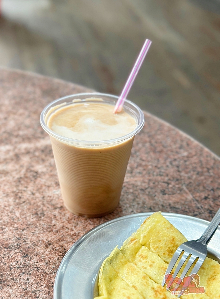 【台南美食】老李早餐店:台南70年老字號早餐店,濃郁的米漿尬豆漿好好喝~