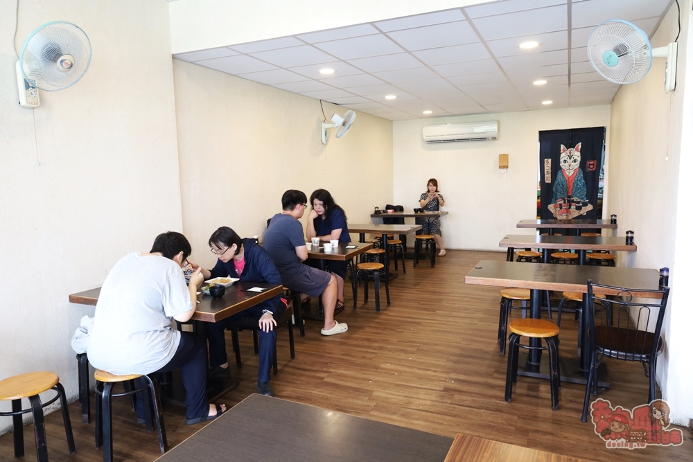 【台南美食】大林壽司:家庭風格日料店,豬排丼飯百元有找,內用免費味噌湯甜湯免費暢飲~