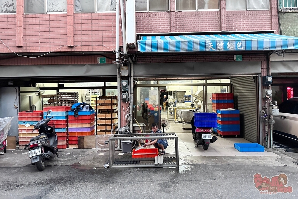 【台南吐司批發】天健吐司:批發吐司專賣店,眾多早餐店指定用店,一整條土司只要50元銅板價~