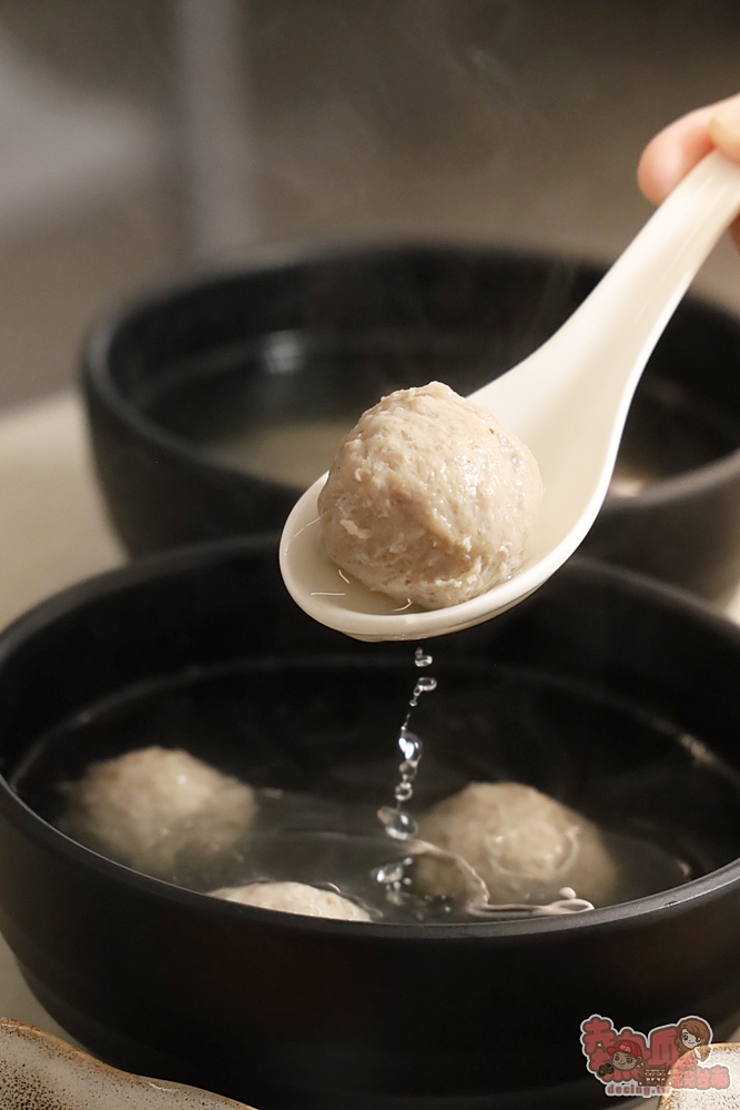 【台南美食】牛氓牛肉湯:百元就能吃到溫體牛套餐,午餐期間限定的美味~